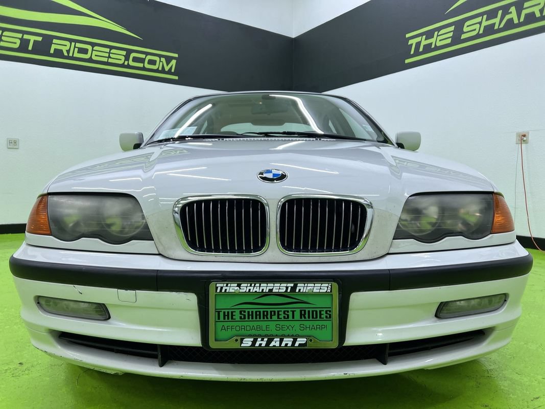Used 2000 BMW 328i Sedan RWD image 3