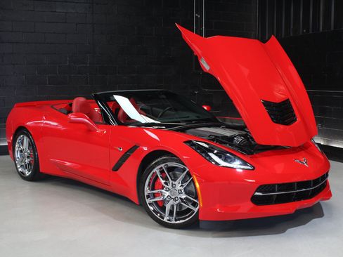 Used 2014 Chevrolet Corvette Stingray Convertible w/ 2LT Preferred Equipment Group RWD image 29