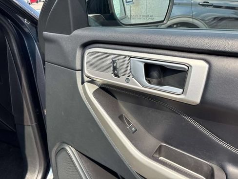 Certified 2023 Ford Explorer XLT w/ Equipment Group 202A AWD/4WD image 28