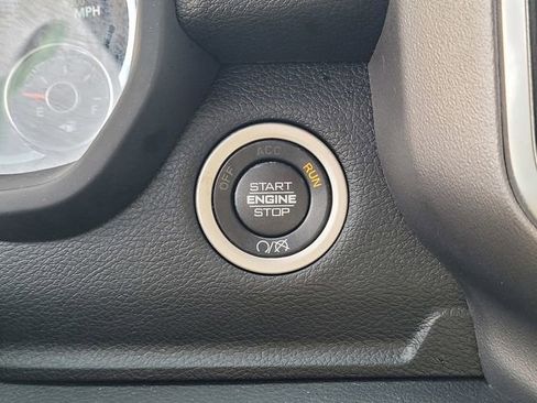 Used 2024 RAM 2500 Big Horn w/ Bed Utility Group image 16