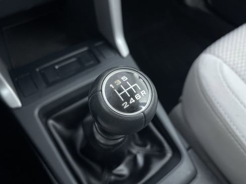 Used 2017 Subaru Forester 2.5i image 20