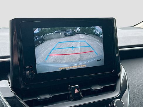 Used 2023 Toyota Corolla LE FWD image 14