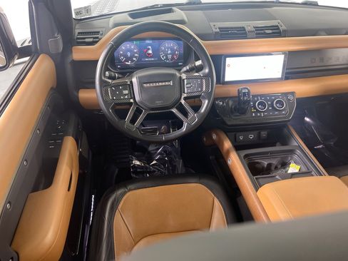 Used 2021 Land Rover Defender 110 X image 23