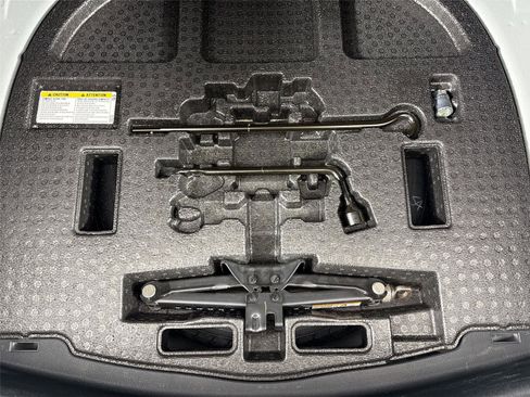 Certified 2023 Toyota Camry XLE FWD image 38