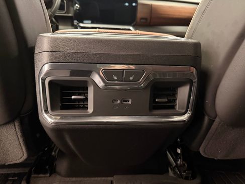 Used 2025 GMC Sierra 1500 Denali Ultimate image 21