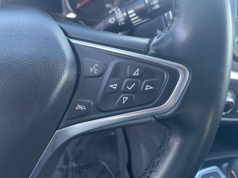 Used 2023 Chevrolet Equinox LT image 33