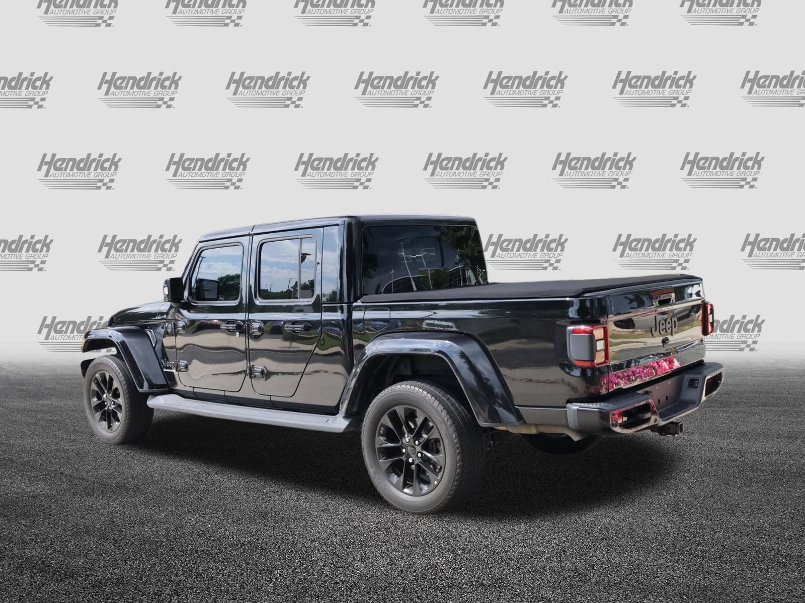 Used 2022 Jeep Gladiator Overland AWD/4WD image 7