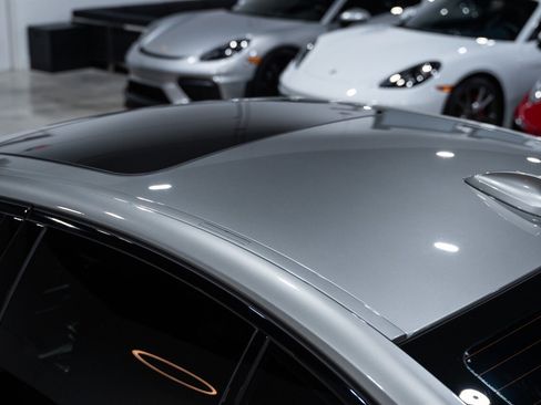 Used 2019 BMW M5 w/ Executive Package image 39