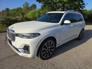 Used 2021 BMW X7 xDrive40i w/ Parking Assistance Package video 1