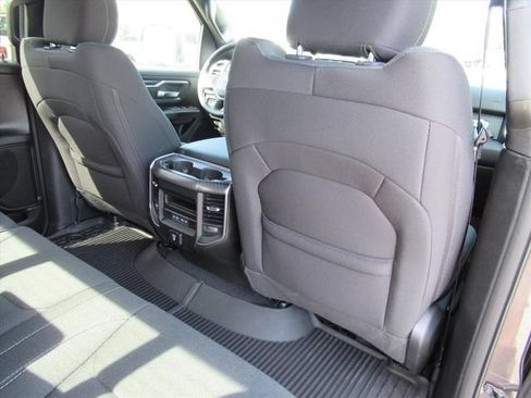 New 2026 RAM 1500 4x4 Crew Cab image 14