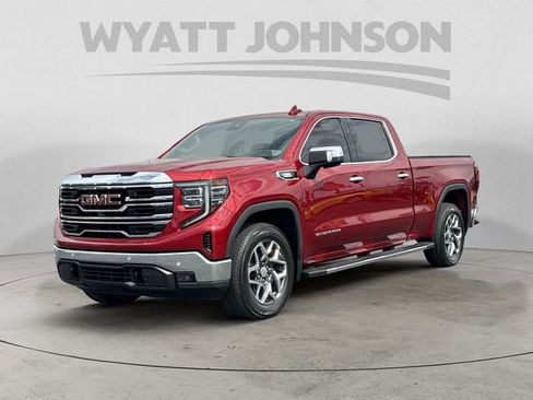 Used 2022 GMC Sierra 1500 SLT w/ SLT Convenience Package image 1