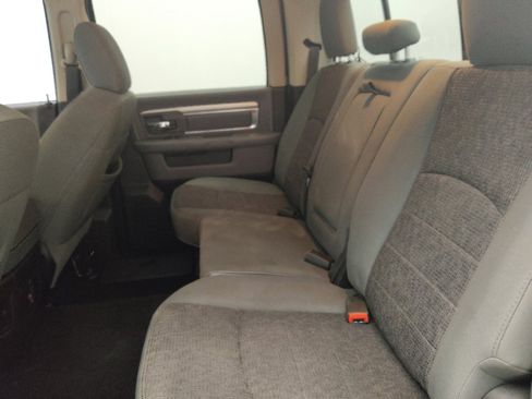 Used 2019 RAM 1500 Big Horn image 18