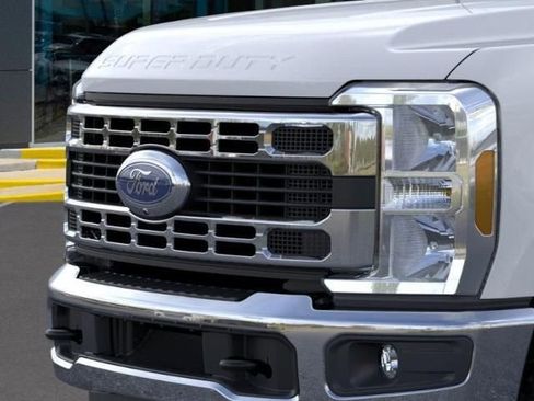 New 2026 Ford F350 XLT w/ 360-Degree Camera Package image 17
