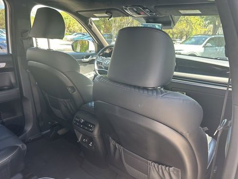 Used 2023 Hyundai Palisade Calligraphy image 51