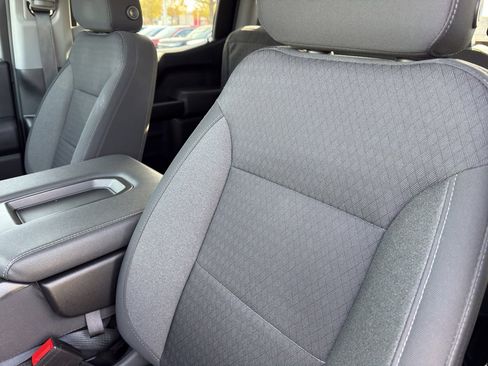 Used 2022 Chevrolet Silverado 1500 Custom image 14