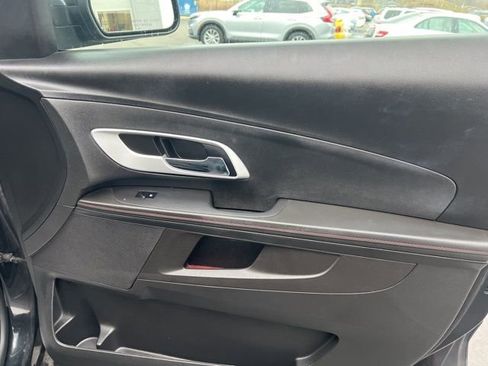 Used 2011 Chevrolet Equinox LT w/ Driver Convenience Package image 34