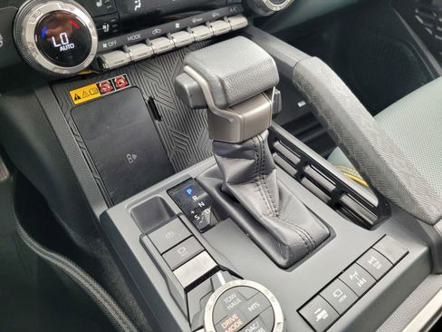 Used 2024 Toyota Tacoma 4x4 Double Cab Hybrid image 25