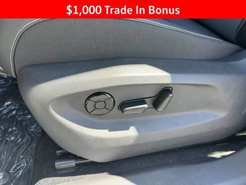 New 2026 Volkswagen Tiguan SE R-Line FWD image 24