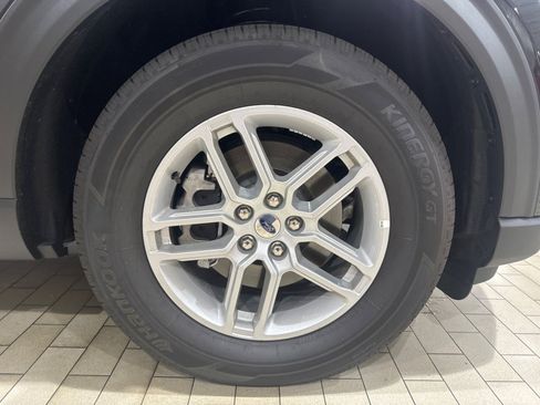 Used 2026 Ford Explorer Active RWD image 41
