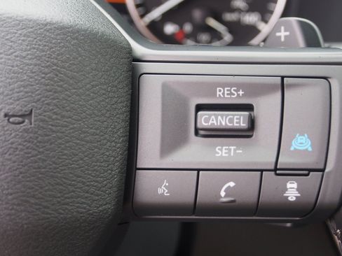 Used 2026 Nissan Rogue SV FWD image 21