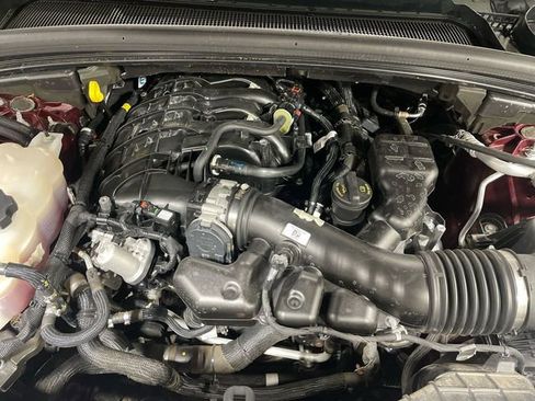 Used 2022 Jeep Grand Cherokee Limited image 24