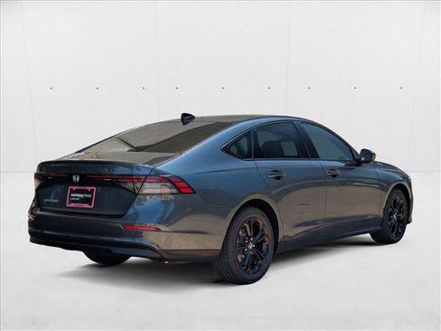 New 2025 Honda Accord SE image 2