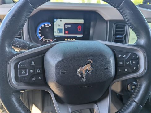 Certified 2023 Ford Bronco Wildtrak image 25