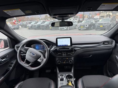 Used 2025 Ford Escape ST-Line image 17