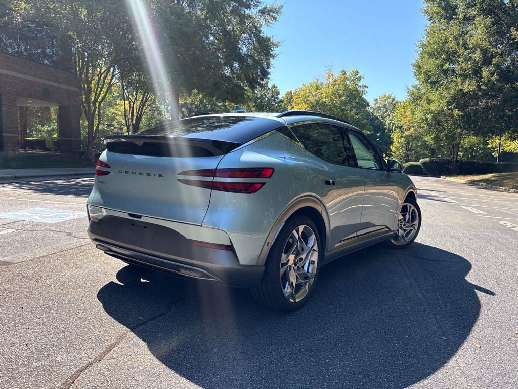 Used 2024 Genesis GV60 Performance AWD/4WD image 3