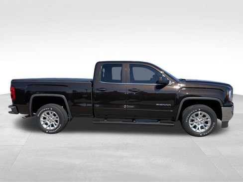 Used 2018 GMC Sierra 1500 SLE w/ SLE Value Package AWD/4WD image 24