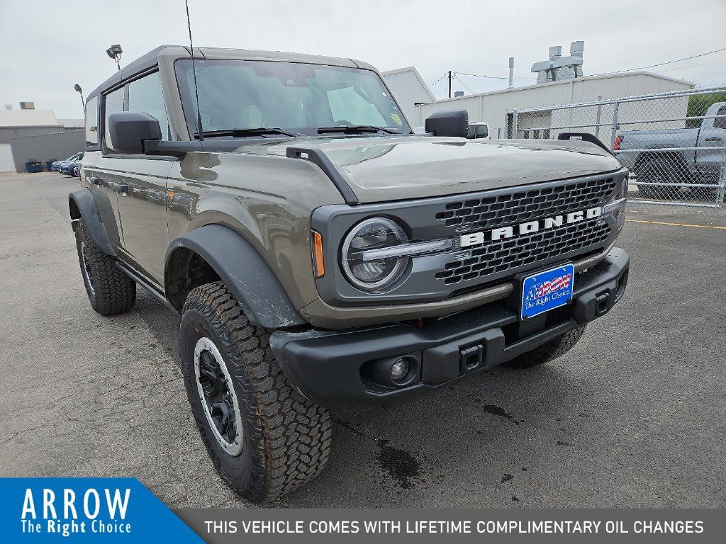 New 2026 Ford Bronco Badlands w/ Sasquatch Package AWD/4WD image 2