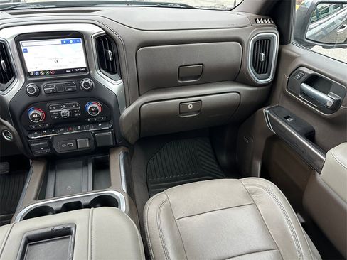 Used 2019 Chevrolet Silverado 1500 LTZ w/ LTZ Premium Package image 19