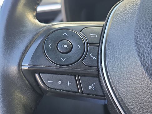 Used 2024 Toyota Corolla Cross LE image 29