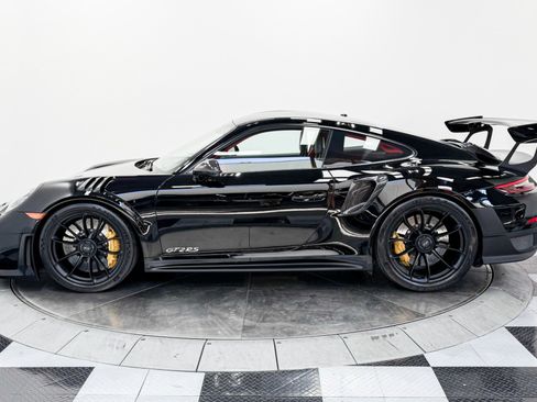 Used 2018 Porsche 911 GT2 RS RWD image 6
