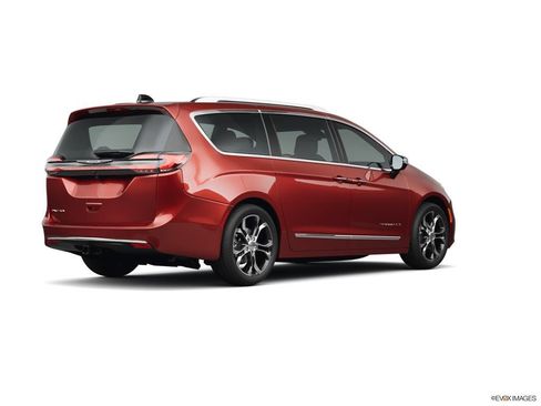 New 2026 Chrysler Pacifica Select image 3