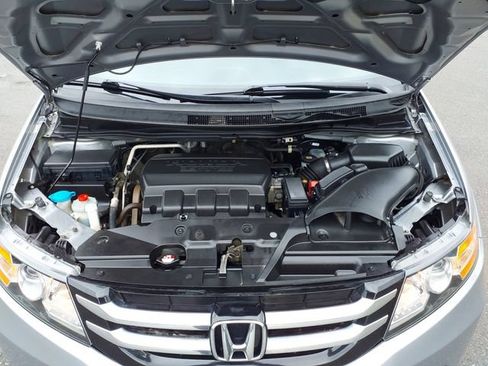 Used 2016 Honda Odyssey SE image 24