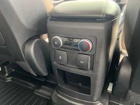 Certified 2020 Ford Explorer XLT w/ Equipment Group 202A image 14