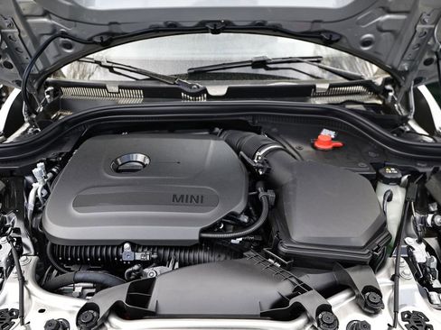 New 2026 MINI Cooper 4-Door Hardtop image 41