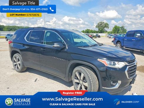 Used 2019 Chevrolet Traverse LT w/ LT Premium Package AWD/4WD image 5