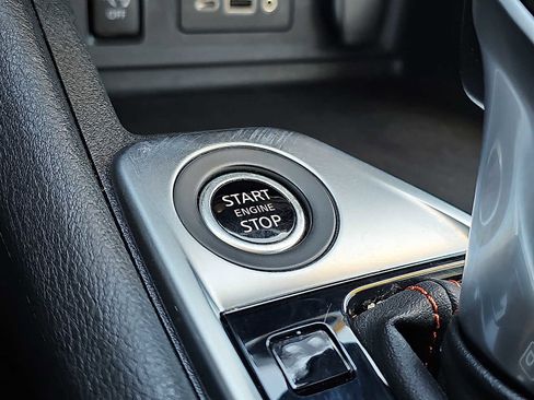 Used 2025 Nissan Sentra SR image 26