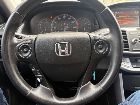 Used 2015 Honda Accord Sport image 16