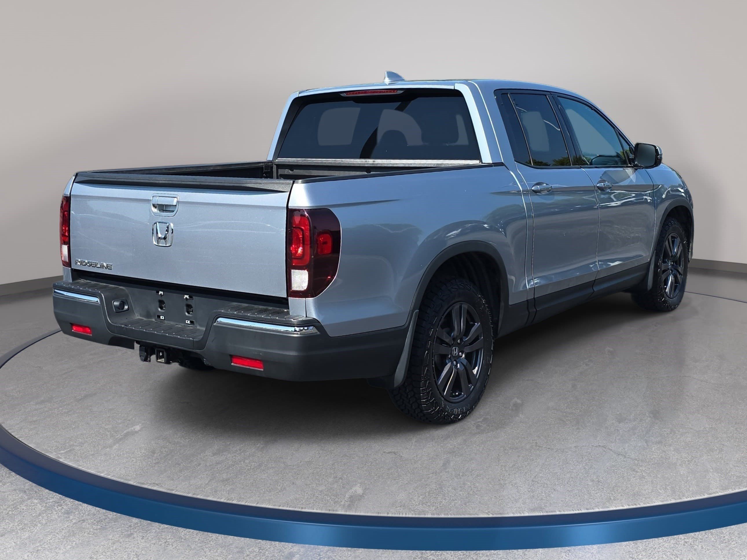 Certified 2018 Honda Ridgeline Sport image 5