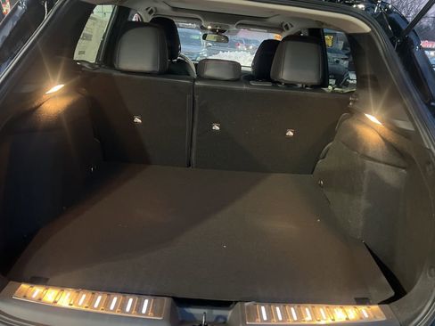 New 2026 Nissan Kicks SR w/ SR Premium Package AWD/4WD image 32