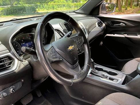Used 2019 Chevrolet Equinox LT FWD image 14