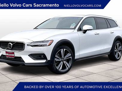 Used 2025 Volvo V60 B5 Cross Country Plus