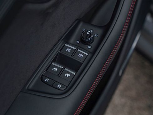 Used 2023 Audi RS Q8 image 24