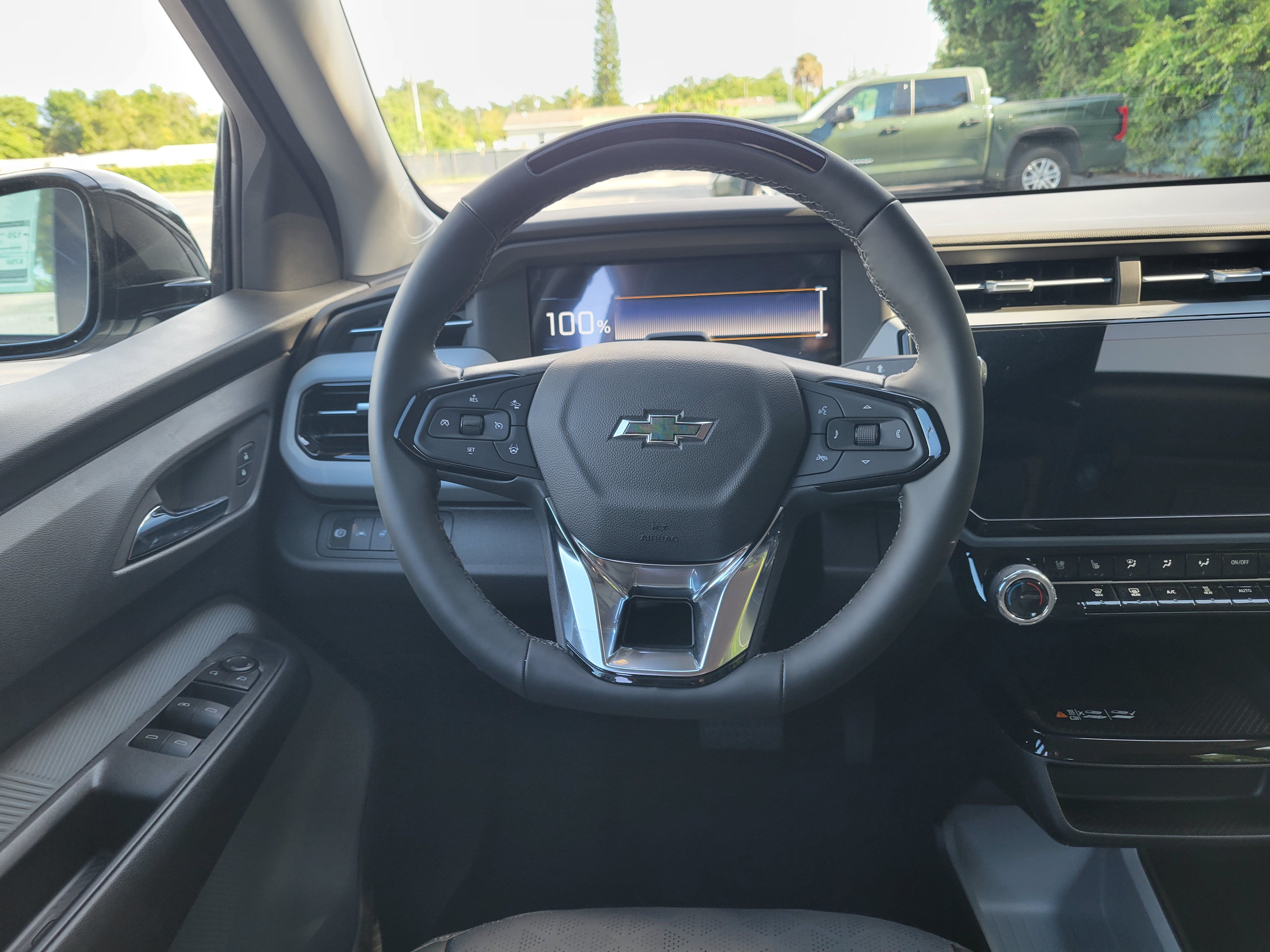 New 2027 Chevrolet Bolt LT w/ Super Cruise Package FWD image 14