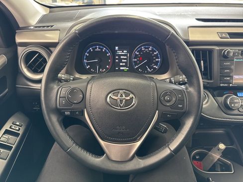 Certified 2018 Toyota RAV4 XLE image 19