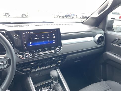 Used 2023 Chevrolet Colorado LT w/ LT Convenience Package II image 16