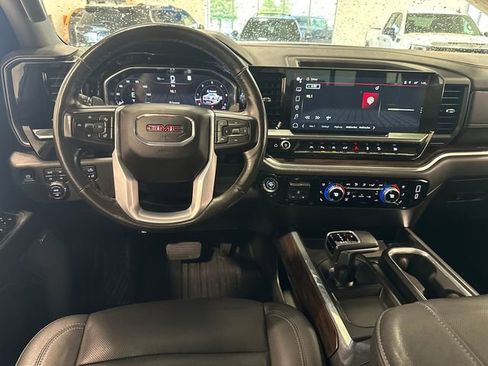 Used 2023 GMC Sierra 1500 SLT w/ SLT Premium Plus Package AWD/4WD image 21